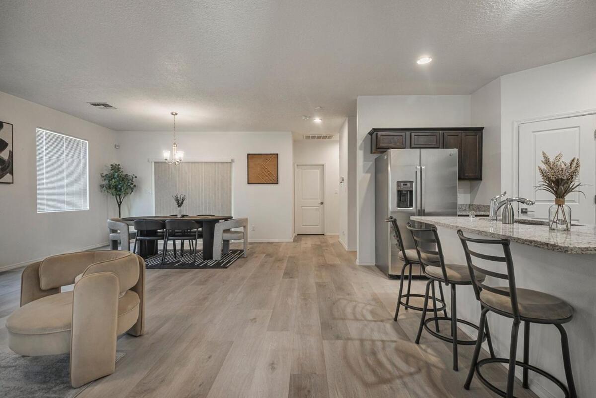 Modern Home 3Br Next To Airport & Netflix Albuquerque Exterior foto