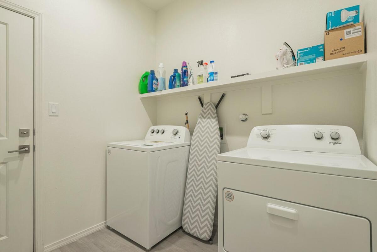 Modern Home 3Br Next To Airport & Netflix Albuquerque Exterior foto